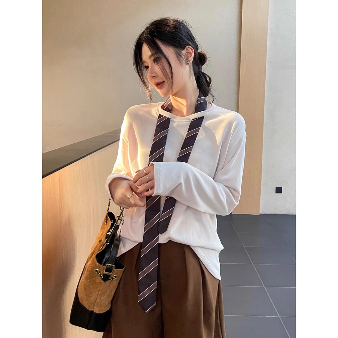杏色打底衫女2025新款秋季条纹领带韩系气质长袖t恤内搭上衣洋气