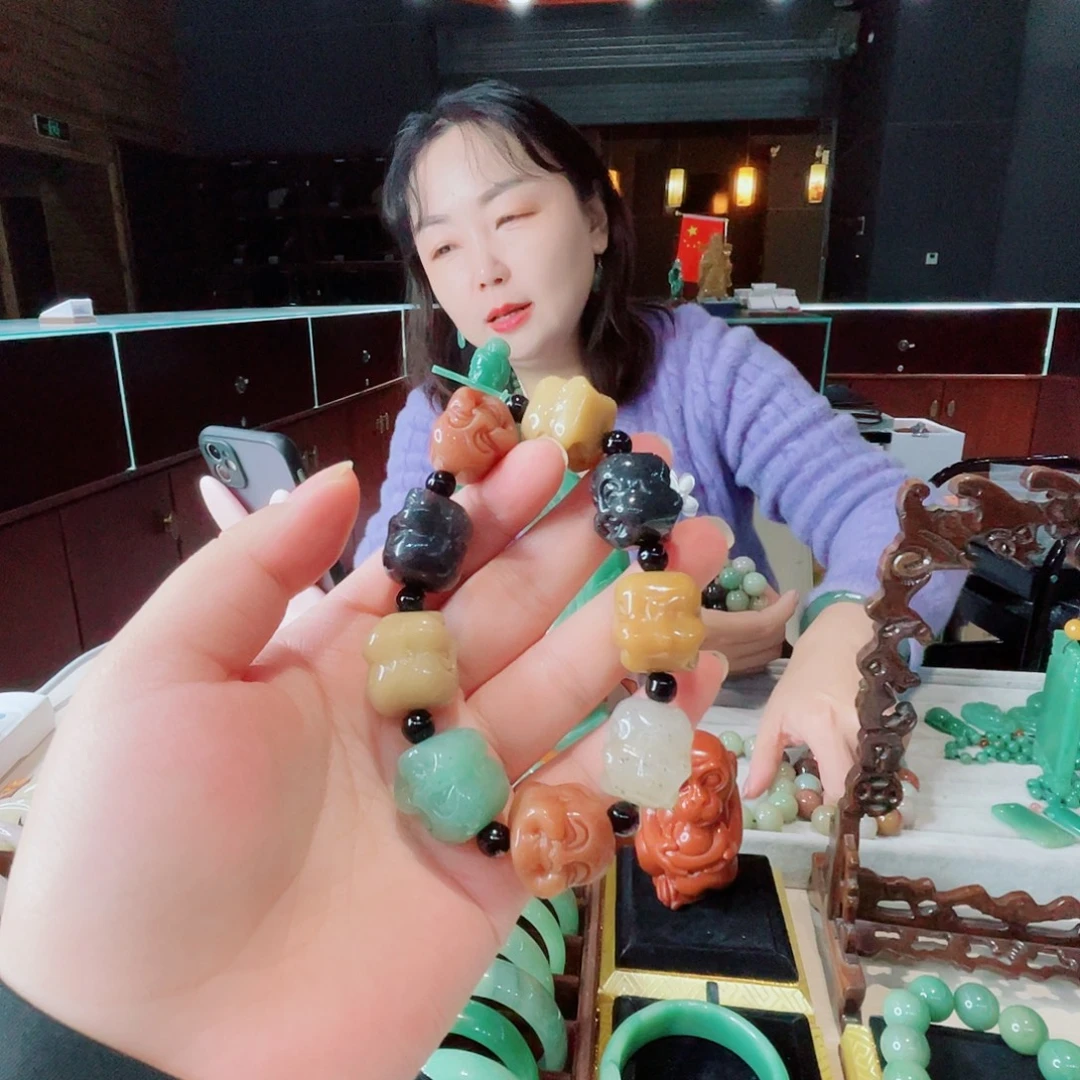 密玉（石英质玉）未镶嵌颈饰