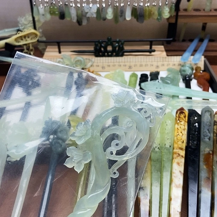 岫玉发簪未镶嵌箹*