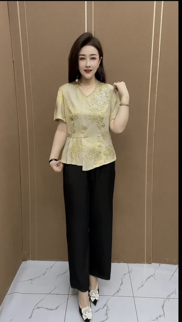 新中式妈妈装时尚洋气经典百搭