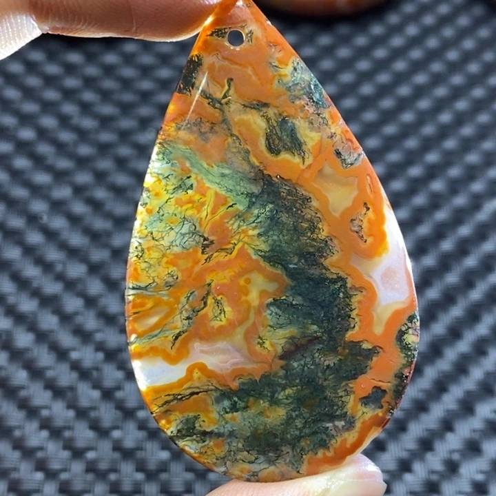 玛瑙/玉髓颈饰未镶嵌?***望