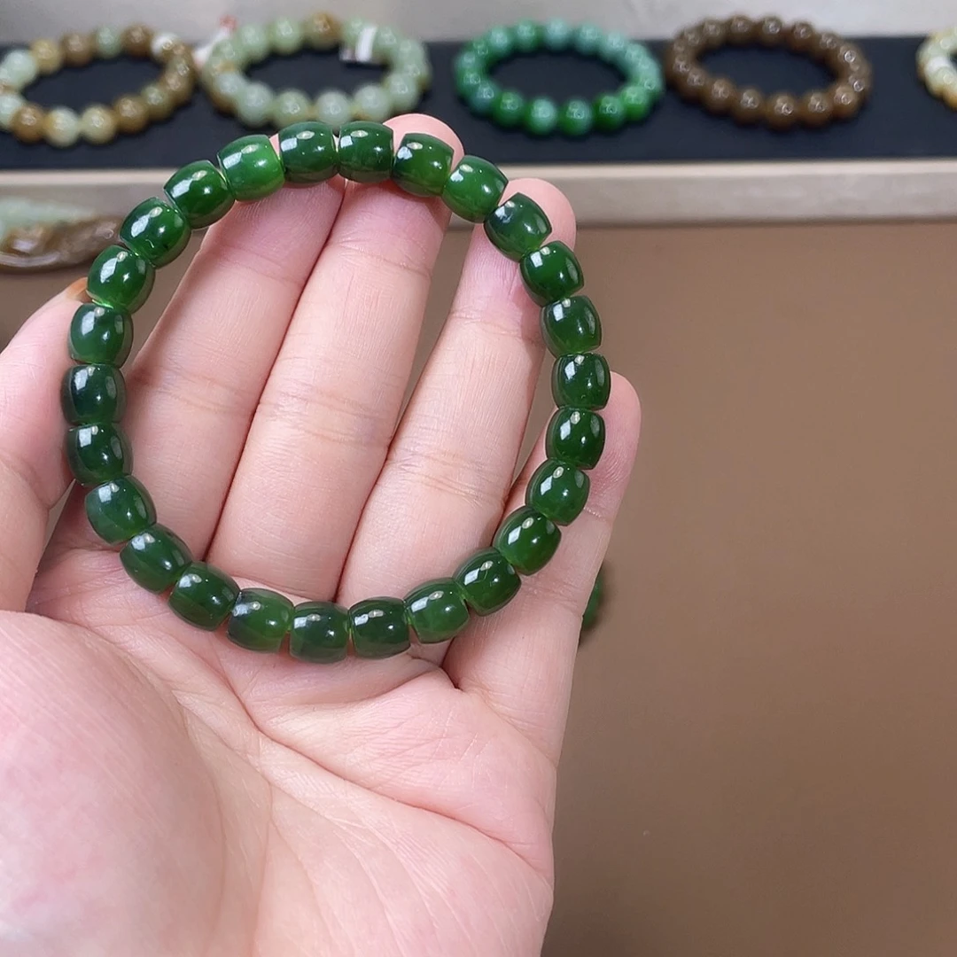 手链未镶嵌和田玉（碧玉）8.