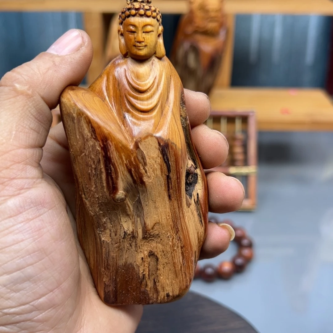 海***鹰木崖柏木摆件手把件