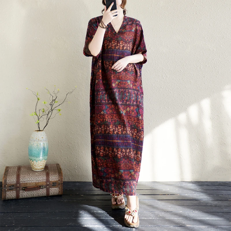 高端减龄棉麻复古酒红色印花V领连衣裙宽松简约斜插口袋设计长裙