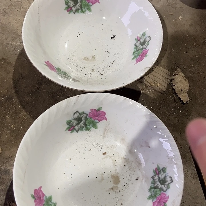 盘八九十年代高岭土盘碗碟有矿点D222