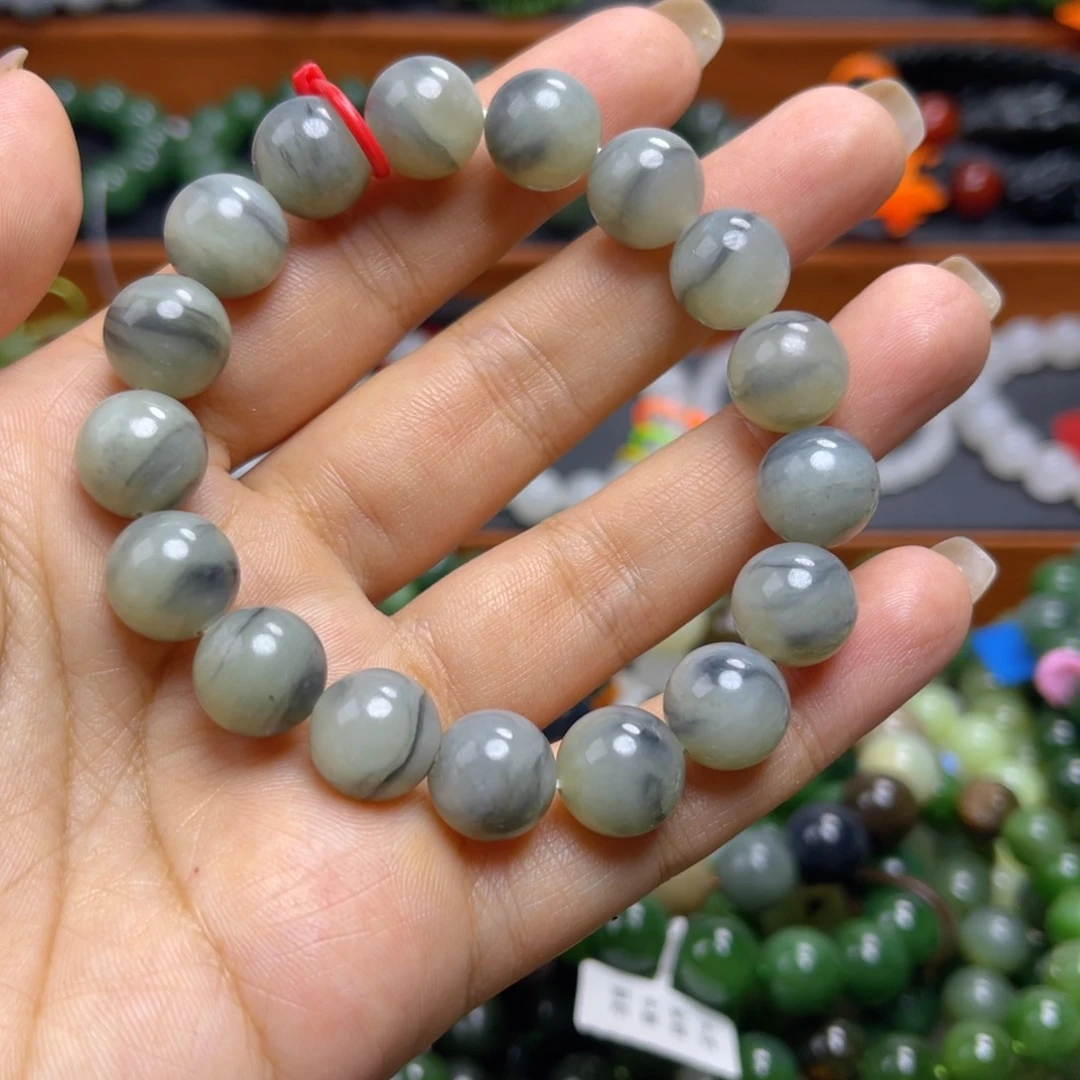 身***在未镶嵌手链和田玉
