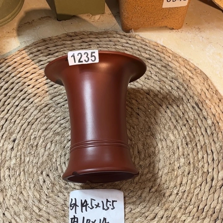 花盆紫砂  全手工 大红袍小喇叭1235