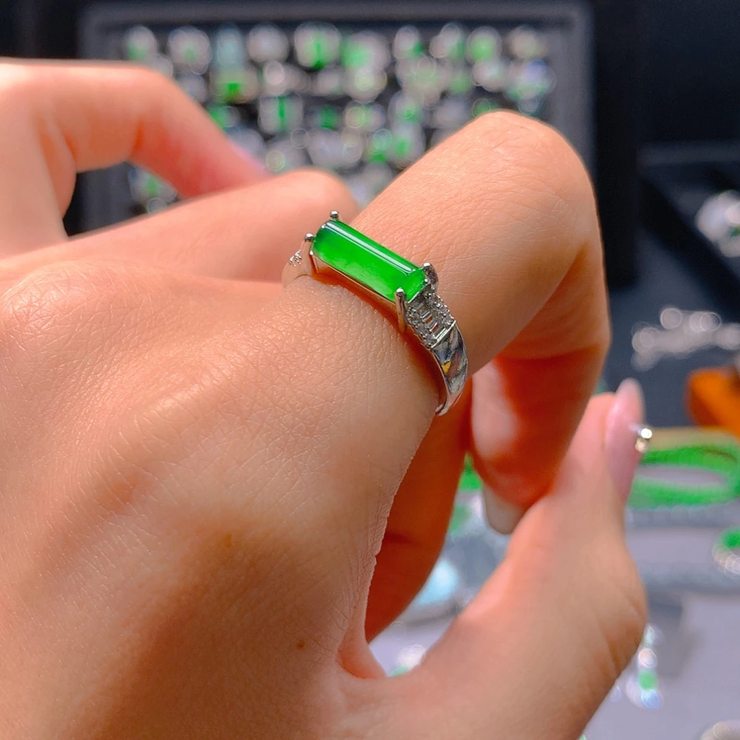 翡翠未镶嵌耳饰天然翡翠