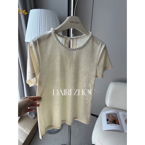 DAIRI  ZHOU▪️黎明前的岛屿   41醋酸珍珠圆领三色丝绒T恤短袖女