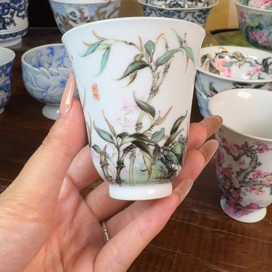 钟新春粉彩竹子闻香杯