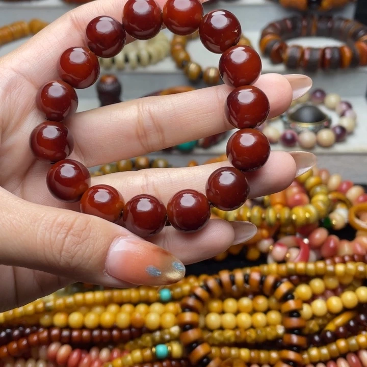 牦牛角。  卡14。