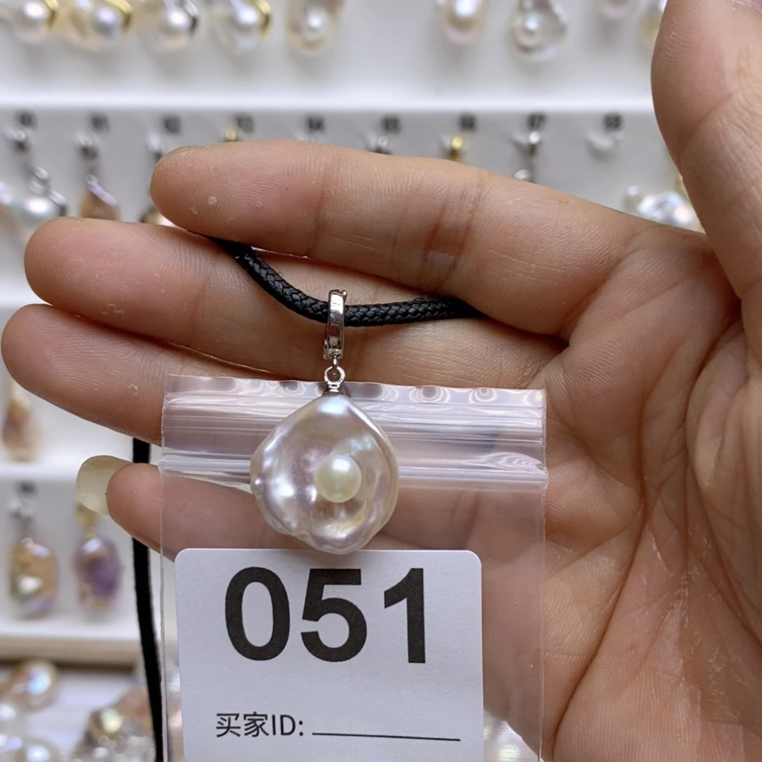 淡水珍珠颈饰银S925镶嵌51