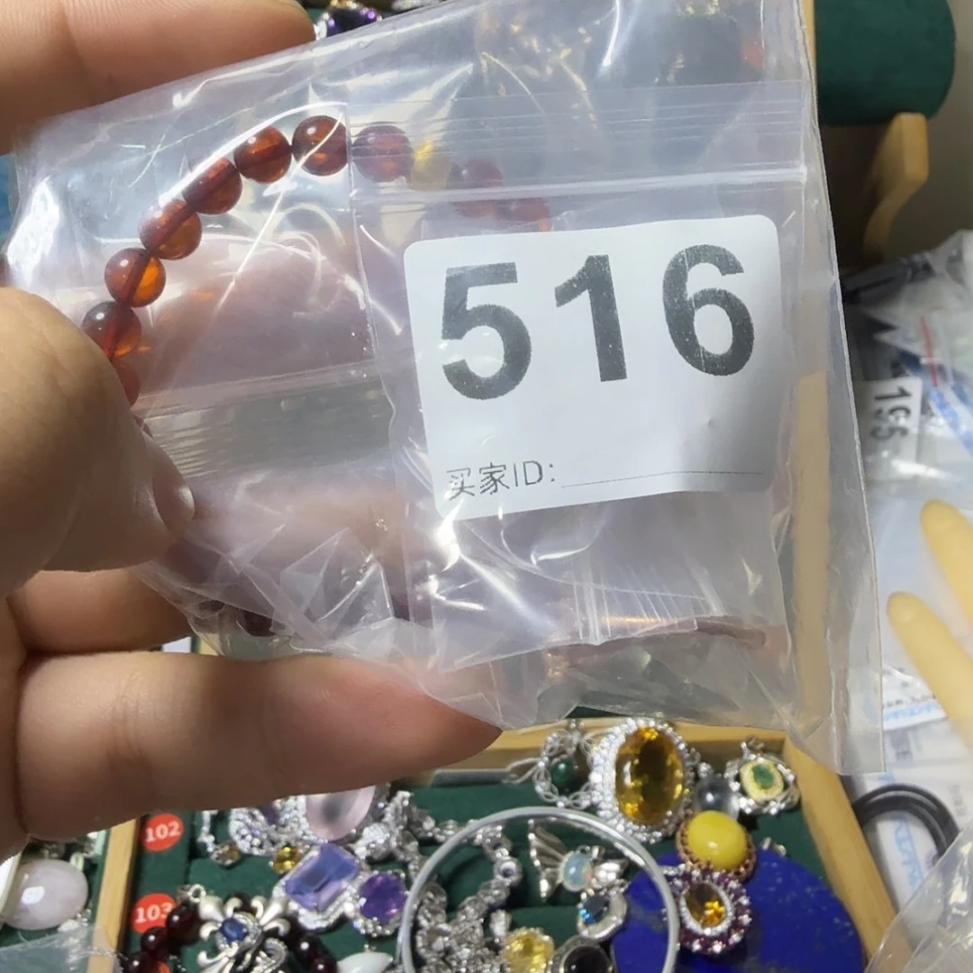 H***H银S925镶嵌坦桑石颈饰