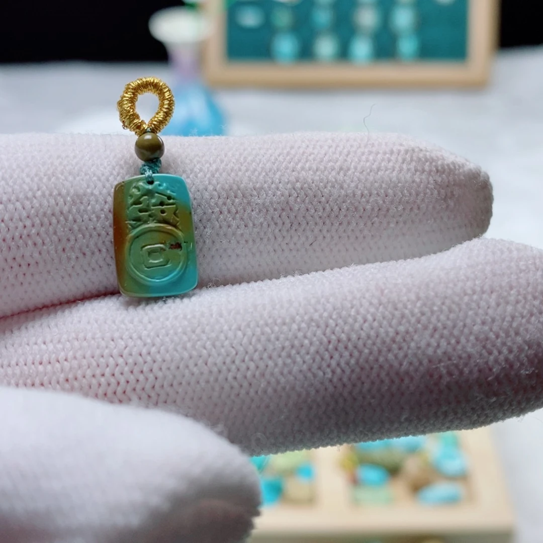 南红玛瑙未镶嵌颈饰垚*