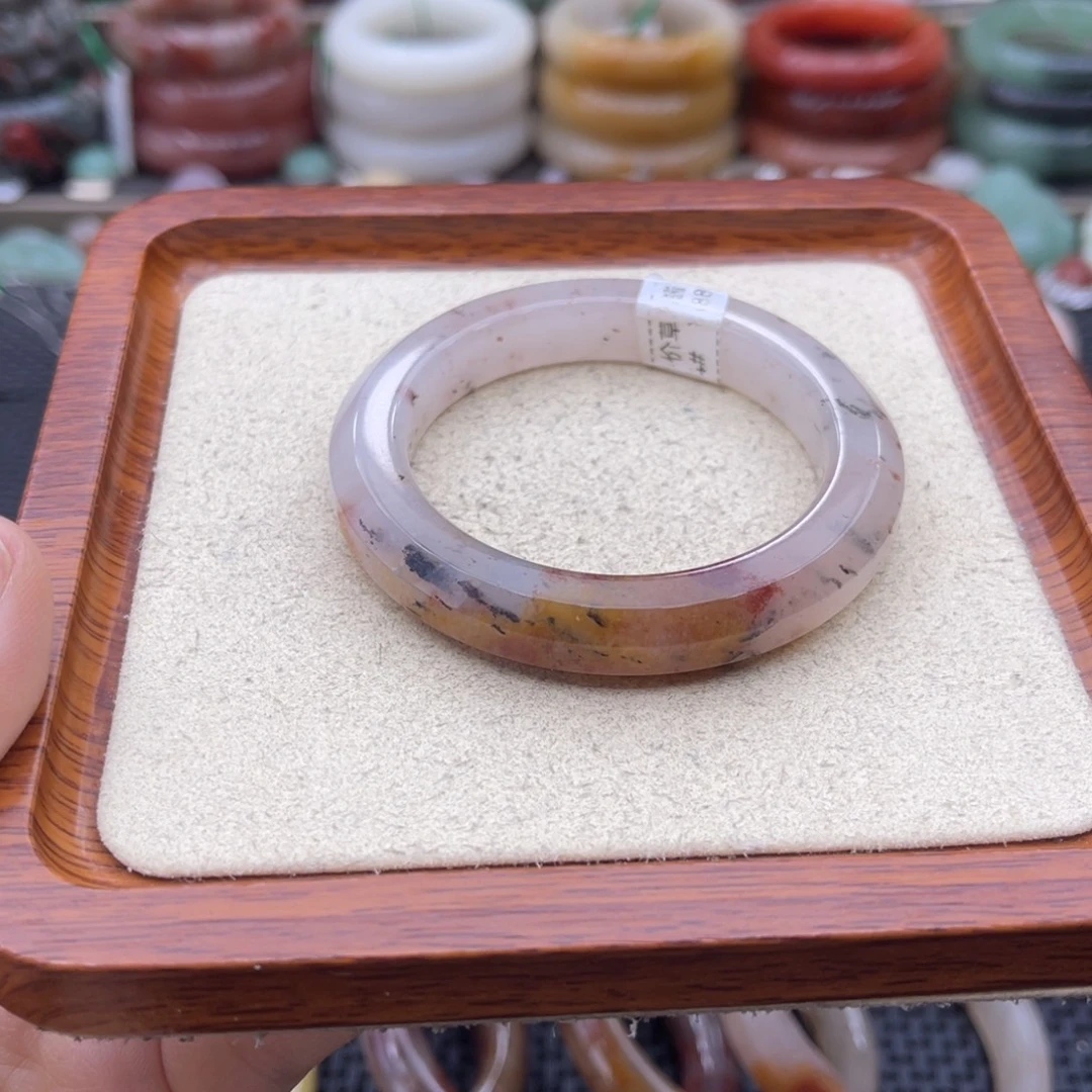 石英质玉未镶嵌手镯