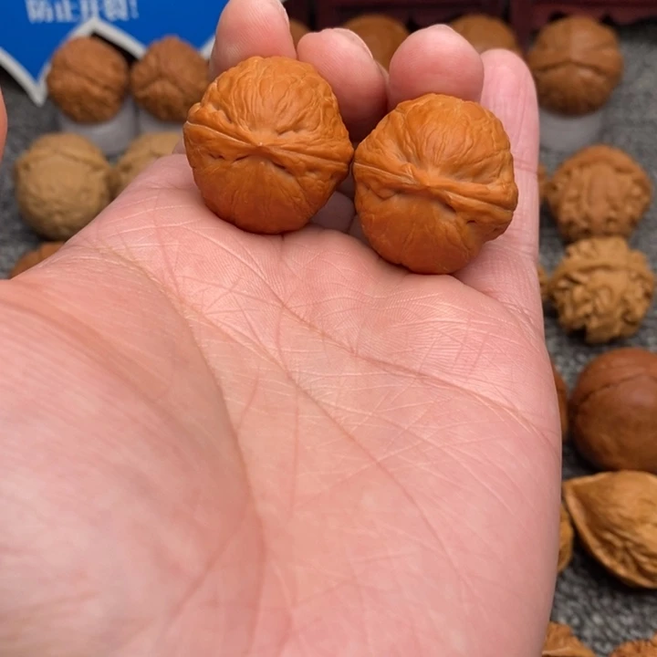 文玩核桃把件…………