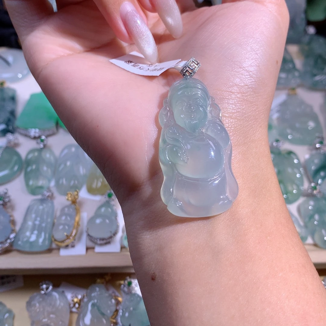 翡翠吊坠(不含链)18K金镶嵌