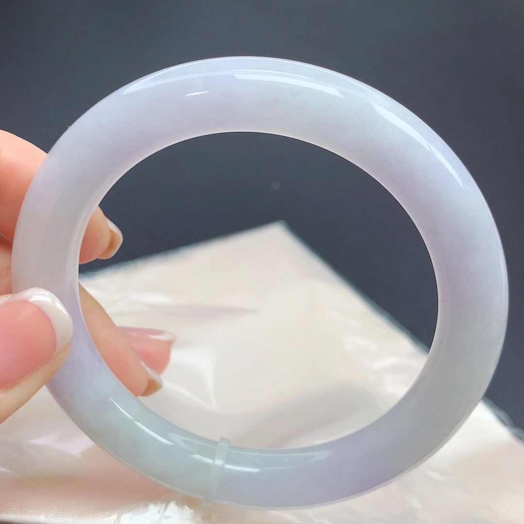 翡翠手镯（圆镯）未镶嵌07n n n n n n n n n