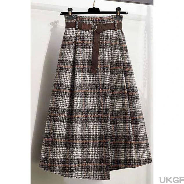 大码毛呢格子半身裙秋冬女字裙中长款不规则高腰加厚长裙子伞裙