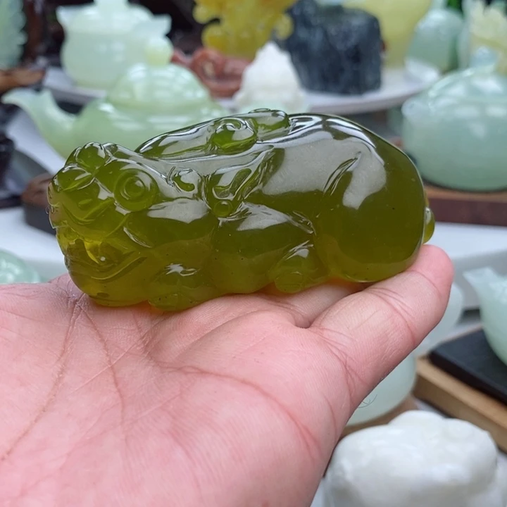 岫玉四大名玉手把件未镶嵌