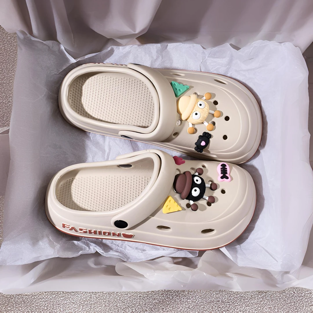 洞洞鞋女款2025新款夏季外穿防滑踩屎感eva包头平底宿舍凉拖鞋女
