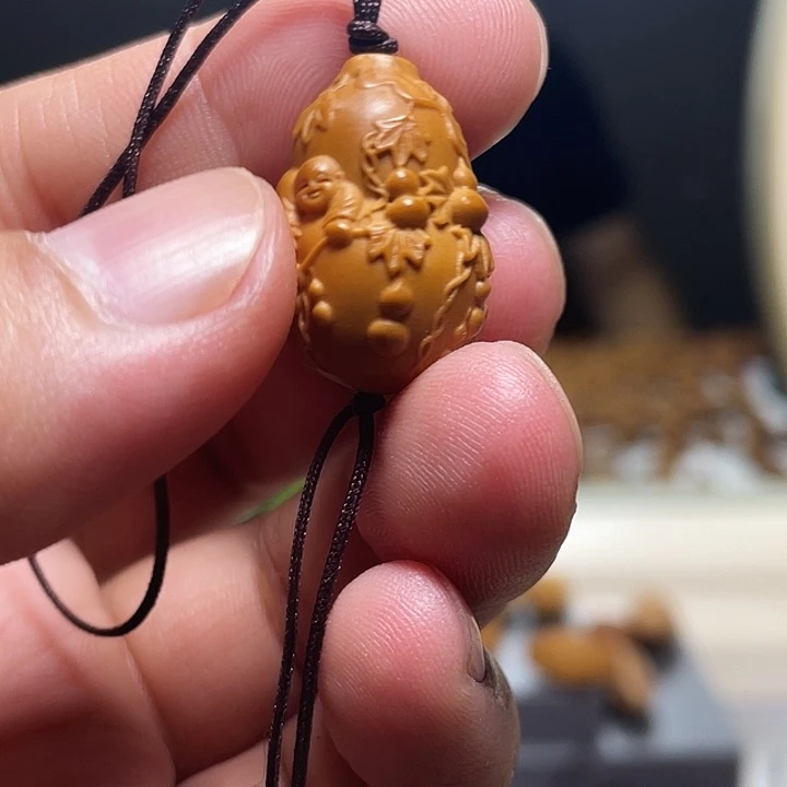 橄榄核吊坠橄榄核