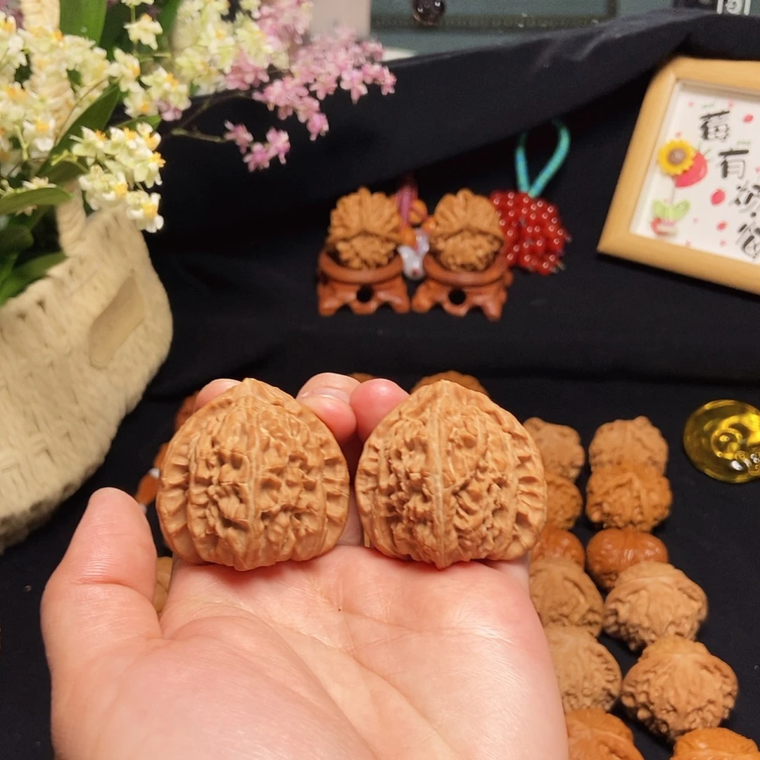 咋***？文玩核桃吊坠41三角白全品