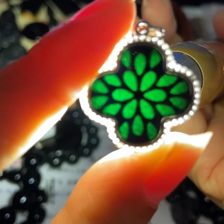 翡翠银S925镶嵌手链墨翠大漏