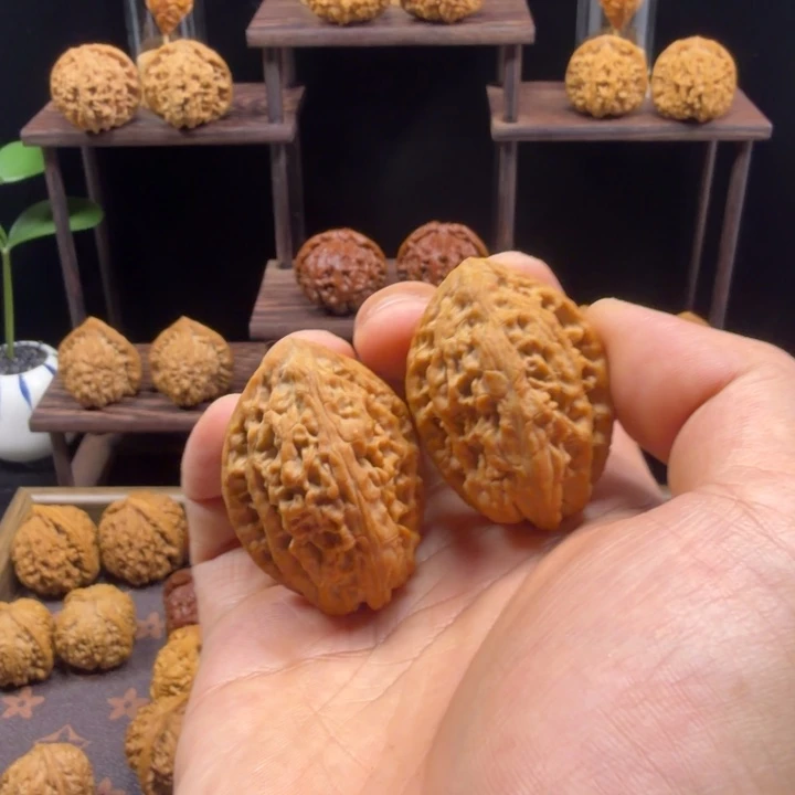 风***了桃核把件沈鸡（平替）
