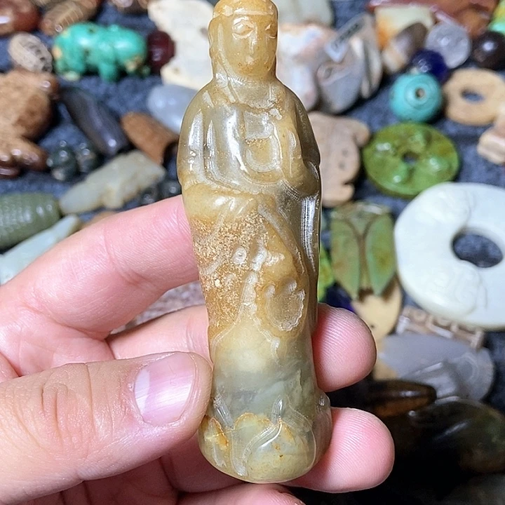 和田玉未镶嵌颈饰4