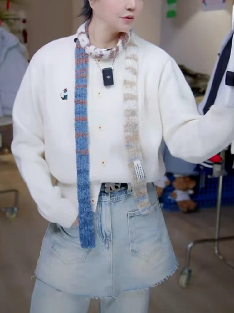 【济州岛】小猫刺绣圆领针织开衫