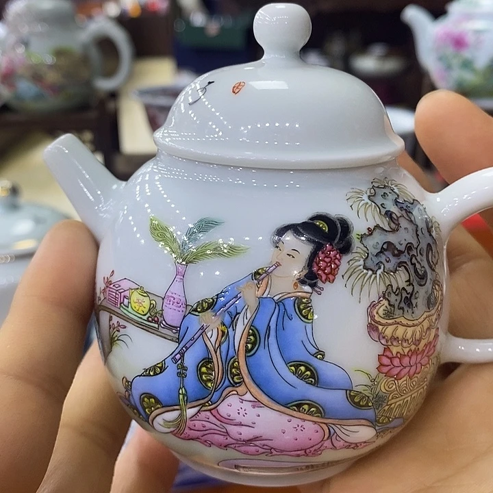 摆件陶瓷艺术品收藏