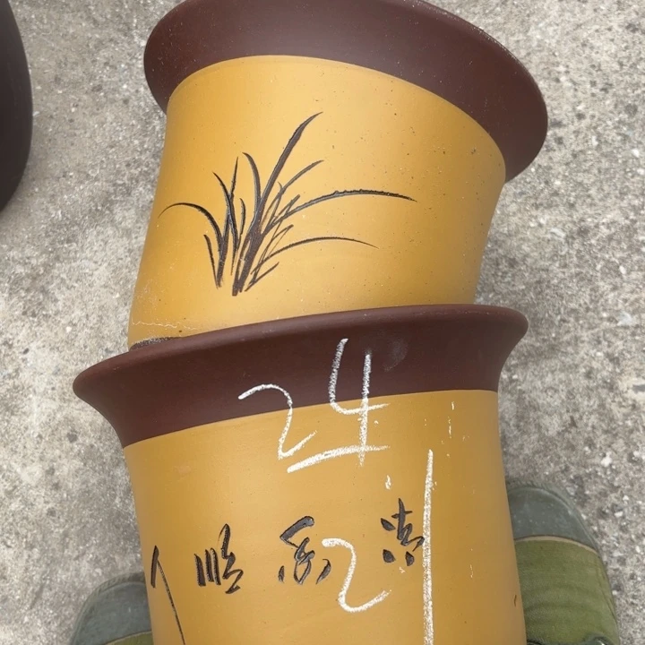 紫砂花盆紫砂的花