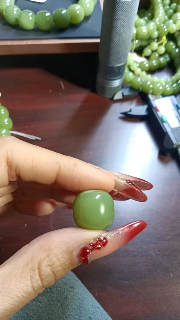 河磨玉精品挂件，