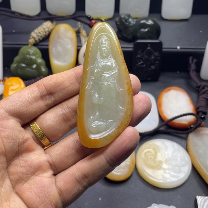 未镶嵌和田玉挂件