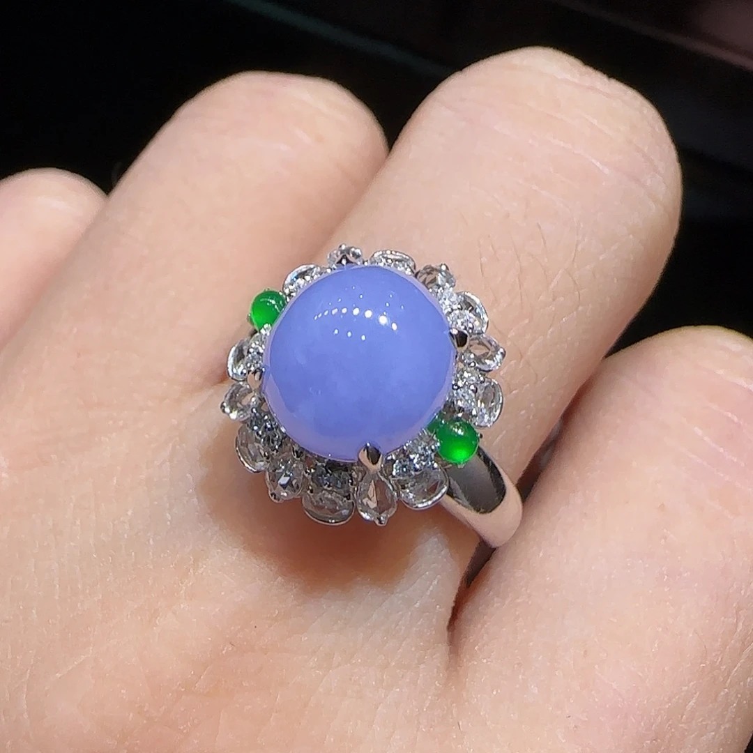 翡翠18K金镶嵌戒指蛋面