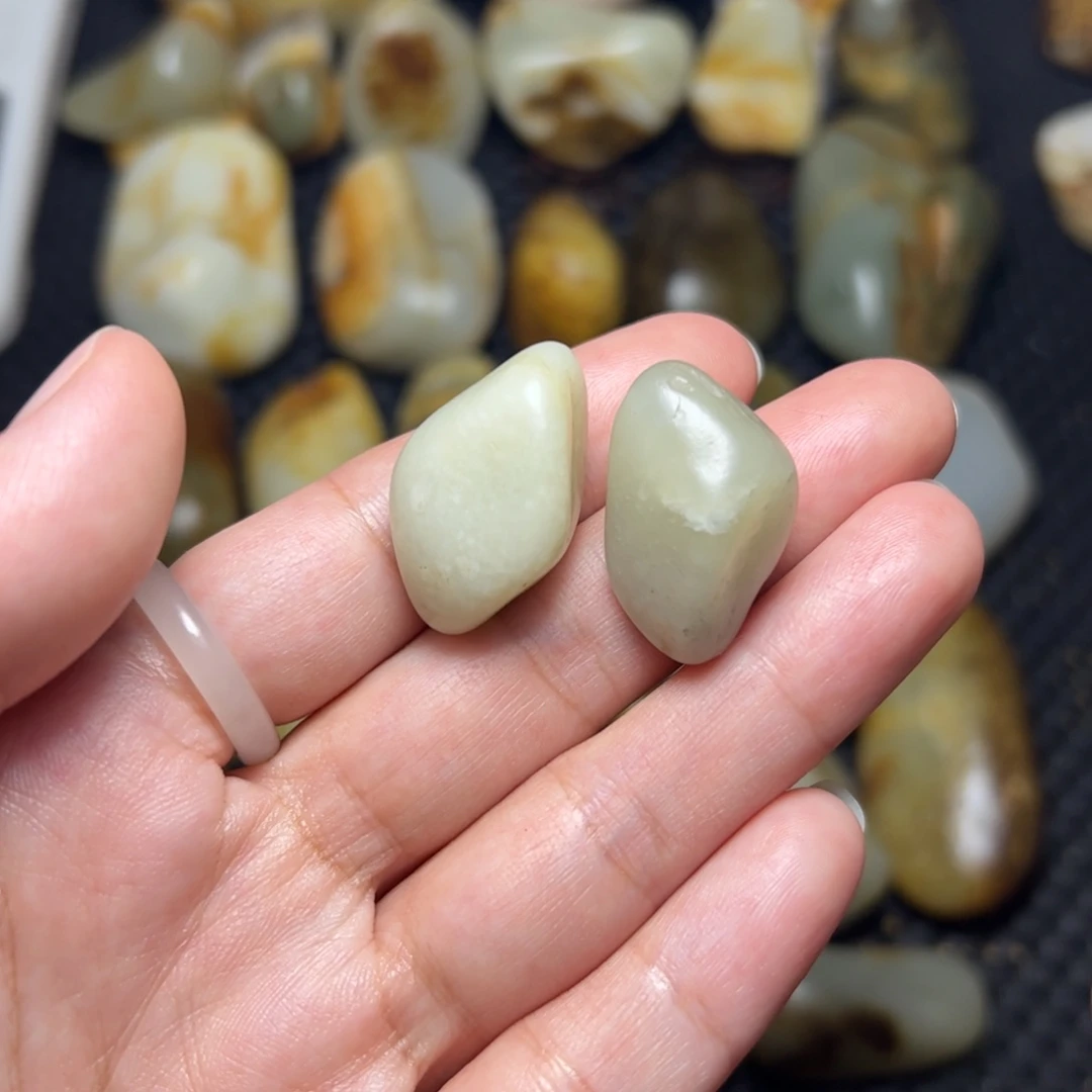 和田玉未镶嵌耳饰36