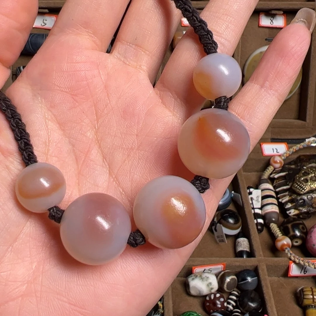 玛瑙/玉髓颈饰未镶嵌圻****圻