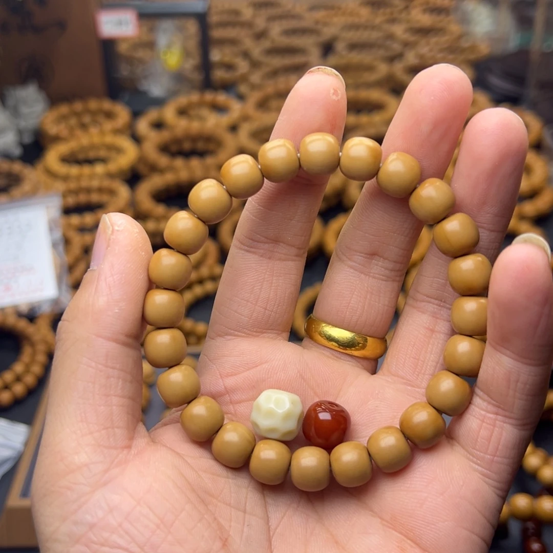 @***叁猴头核桃手串老型➕八卦➕红