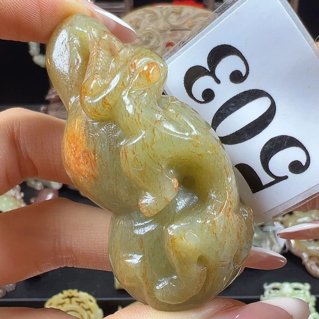 和田玉未镶嵌挂件