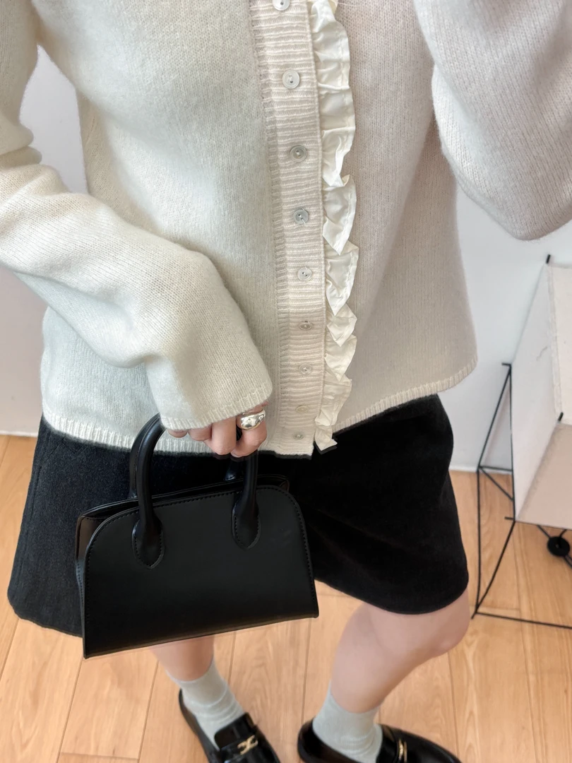 《新品上新》休闲名媛重工单排扣花边设计感毛针织衫 02202