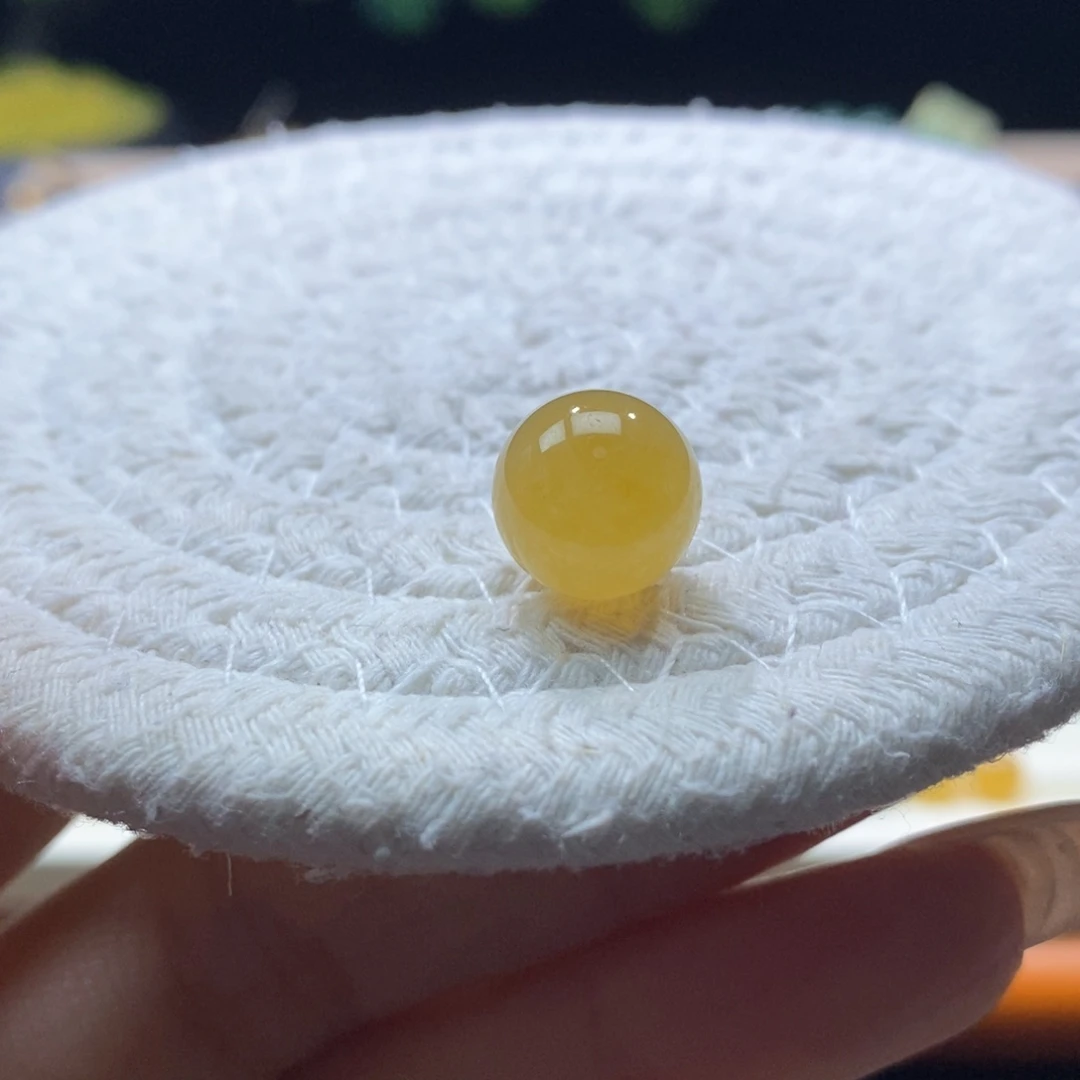 翡翠未镶嵌颈饰翡翠鲜橙满黄圆珠11.68mm