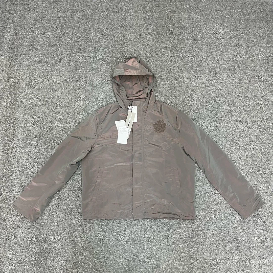 jp Dior 迪奥炫彩镭射刺绣内里满印冲锋衣 全新带吊牌52码