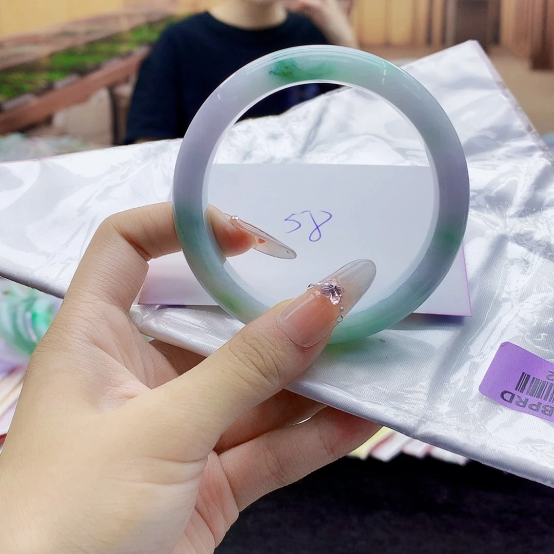 翡翠手镯未镶嵌67890099999900099