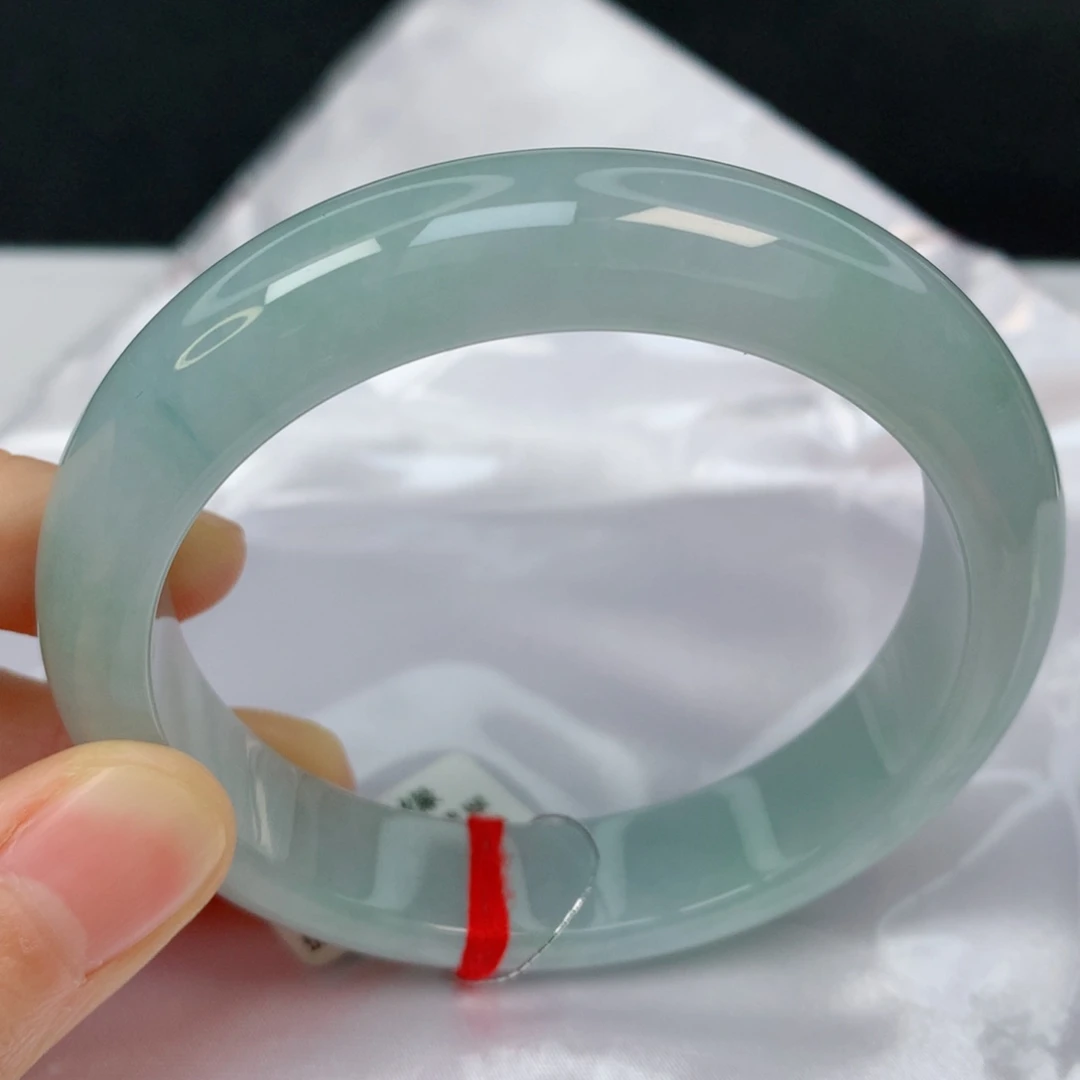 未镶嵌手镯翡翠57正圈，冰底淡晴水，014