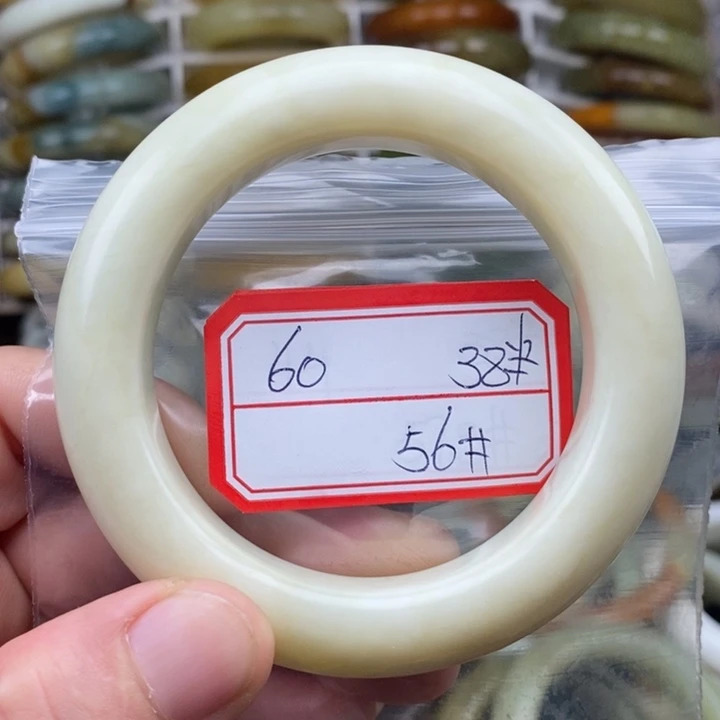 未镶嵌蛇纹石玉手链