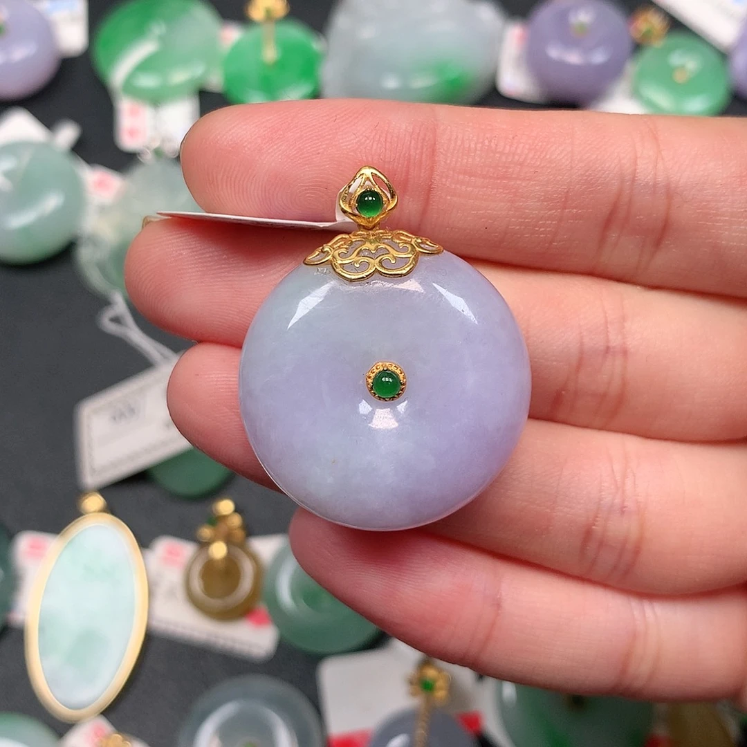 颈饰18K金镶嵌翡翠翡翠吊坠