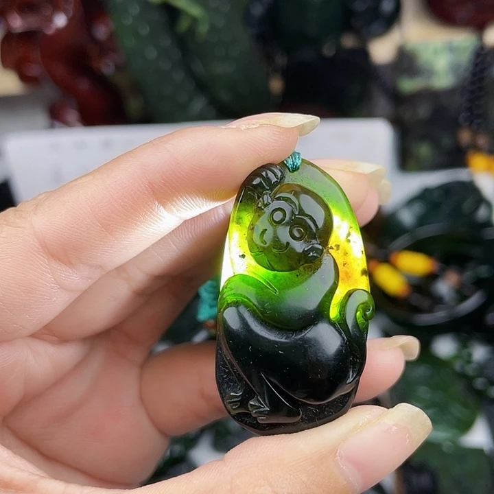 未镶嵌蛇纹石玉颈饰泰山玉生肖猴