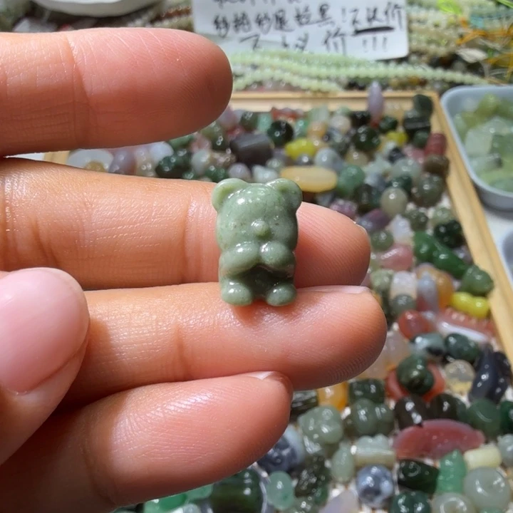 和田玉未镶嵌珠宝半成品