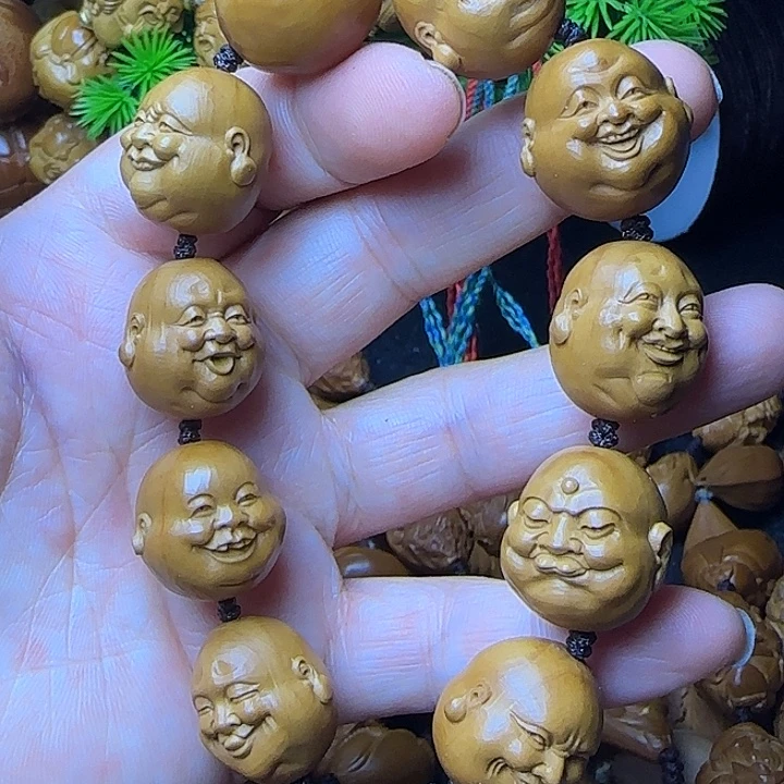 橄榄核雕刻手串百态